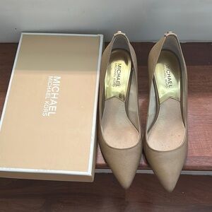 Michael Kors Tan Heels Classic Pointed-Toe Pumps